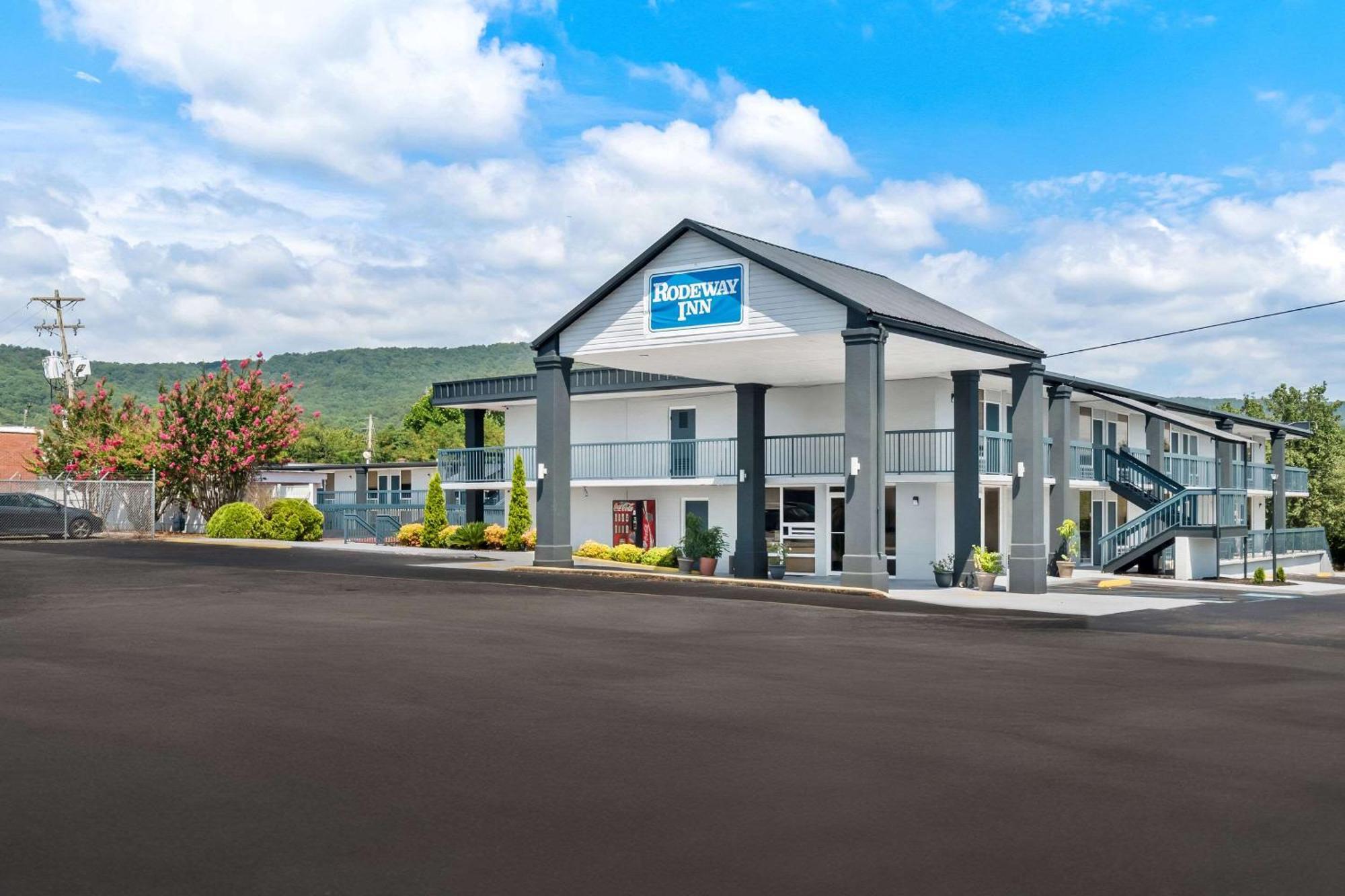 Rodeway Inn Dalton Kültér fotó